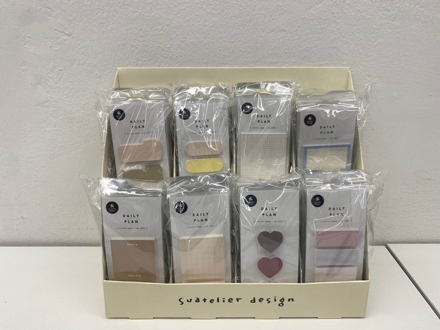 Suatelier Display Units